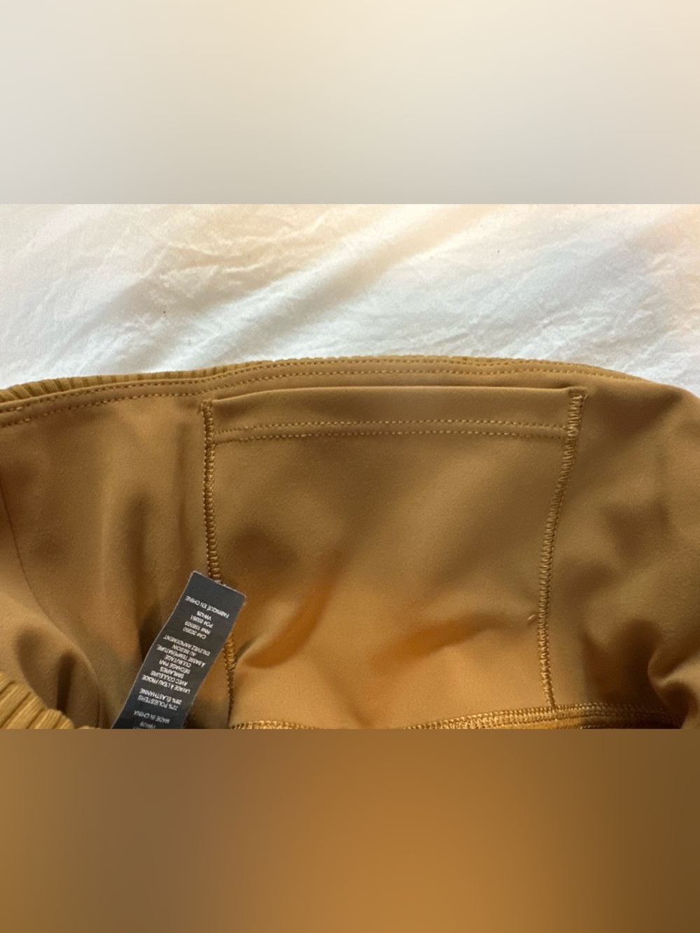 Vuori Ribbed Studio Legging Mustard Yellow Gold Size Medium - Picture 6 of 7